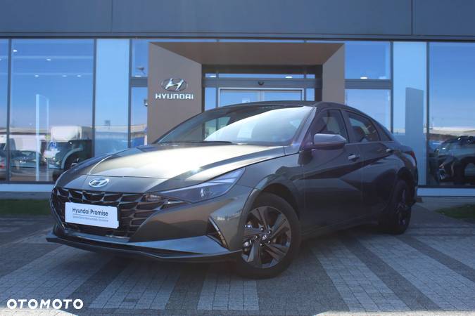 Hyundai Elantra 1.6 Smart CVT - 1