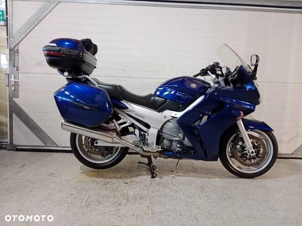 Yamaha FJR - 18