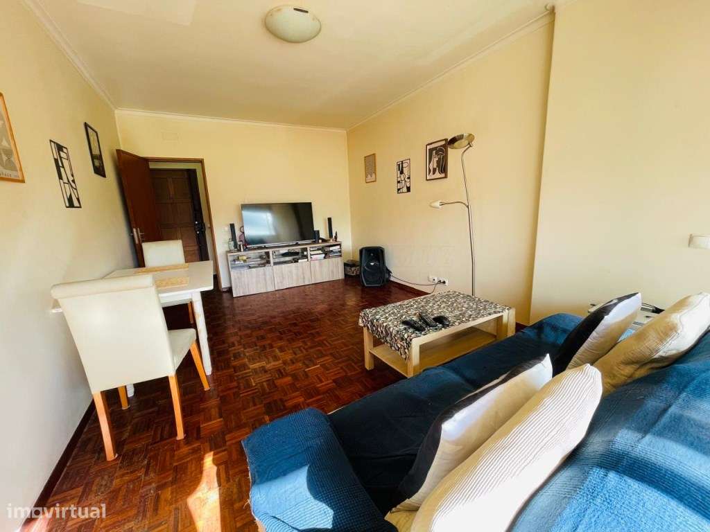 T2 mobilado em São Domingos de Rana - Grande imagem: 4/14