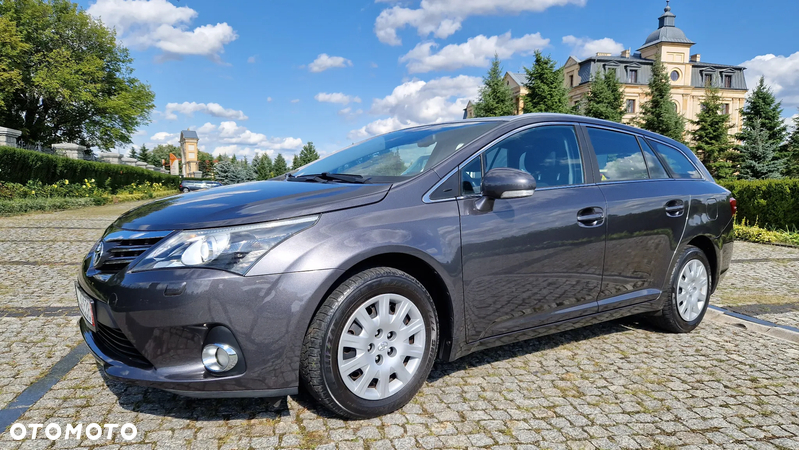 Toyota Avensis 1.8 Premium MS - 2