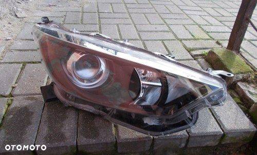 TOYOTA YARIS IV 4 LAMPA PRZEDNIA PRAWA SOCZEWKA EUROPA - 5