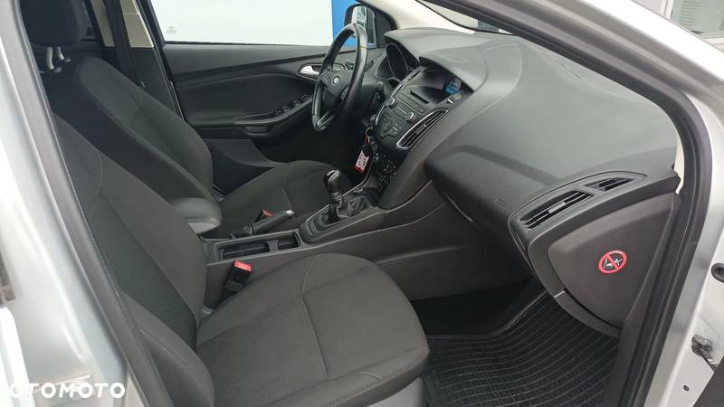 Ford Focus 1.6 Gold X - 12