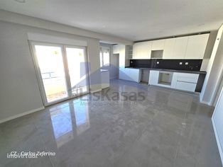 Apartamento T3 remodelado com 89 m2 na Rinchoa