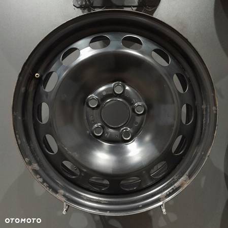 Felgi 16 5x112 VW Golf V VI VII, Skoda Octavia III, Seat Leon II F9533-35 - 4