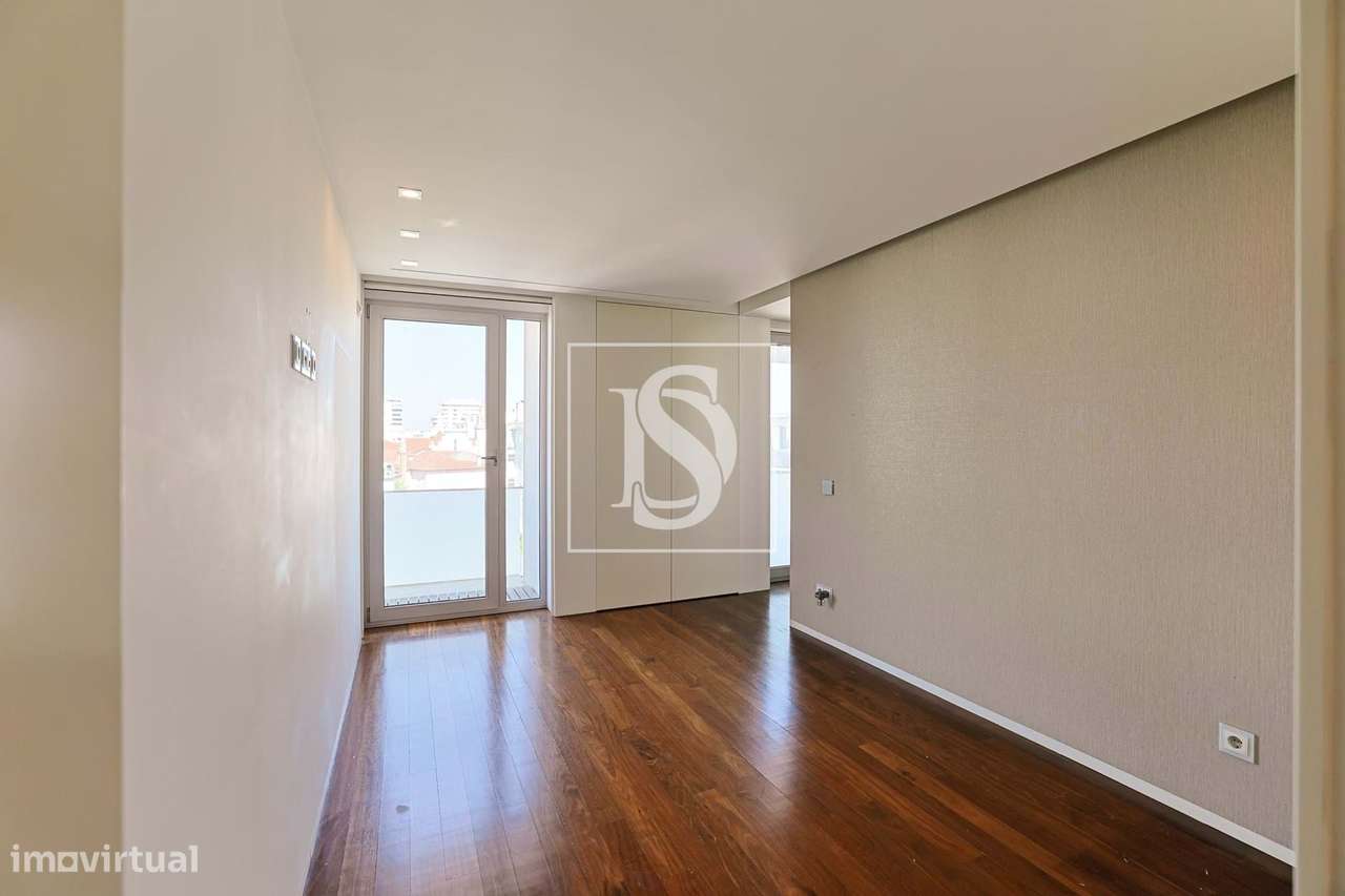 Apartamento c/ TERRAÇO no centro da cidade de BARCELOS!-29