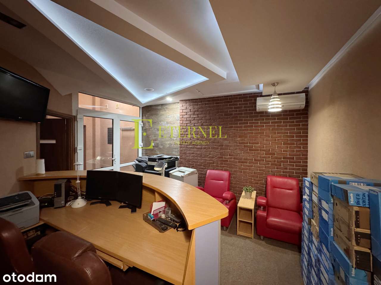 Doskonała inwestycja! Duży lokal biurowy ze strychem – Krowodrza-0