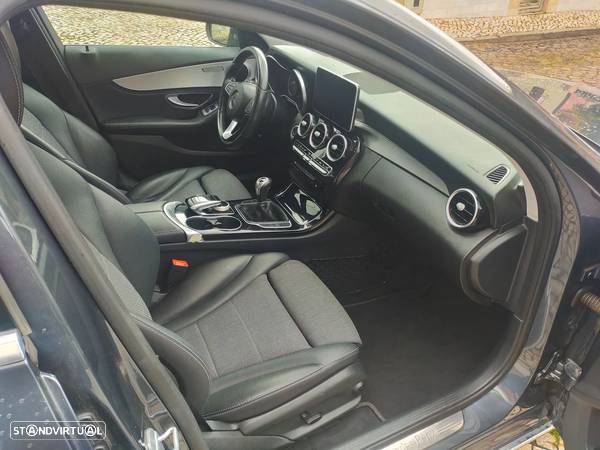 Mercedes-Benz C 200 BlueTEC Avantgarde+ - 32