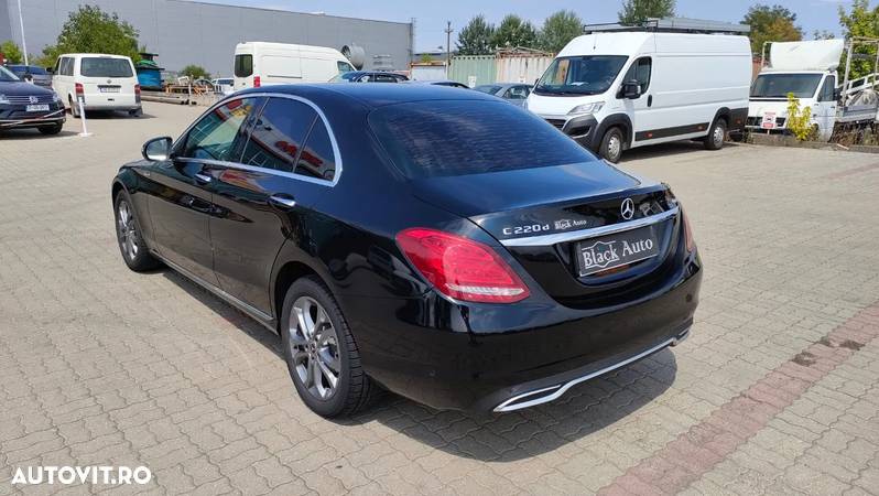 Mercedes-Benz C 220 d 4MATIC Aut. - 4