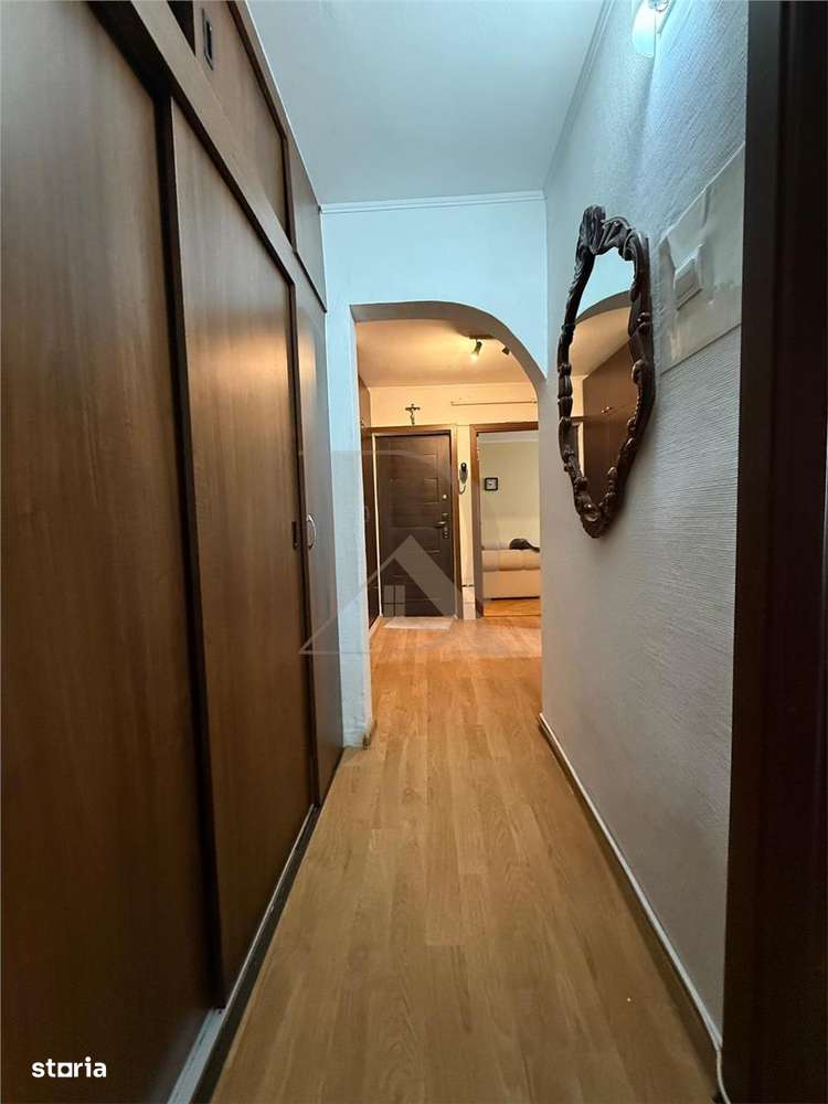 Pacurari - Petru Poni , apartament 3 camere etaj 34-11