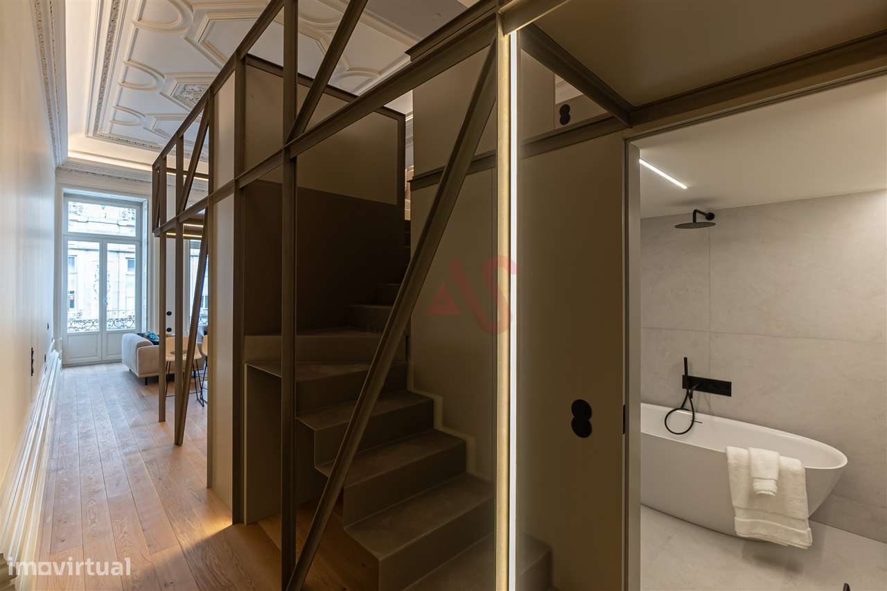 Apartamentos T0+Mezzanine, no coração da Baixa do Porto - Grande imagem: 3/24