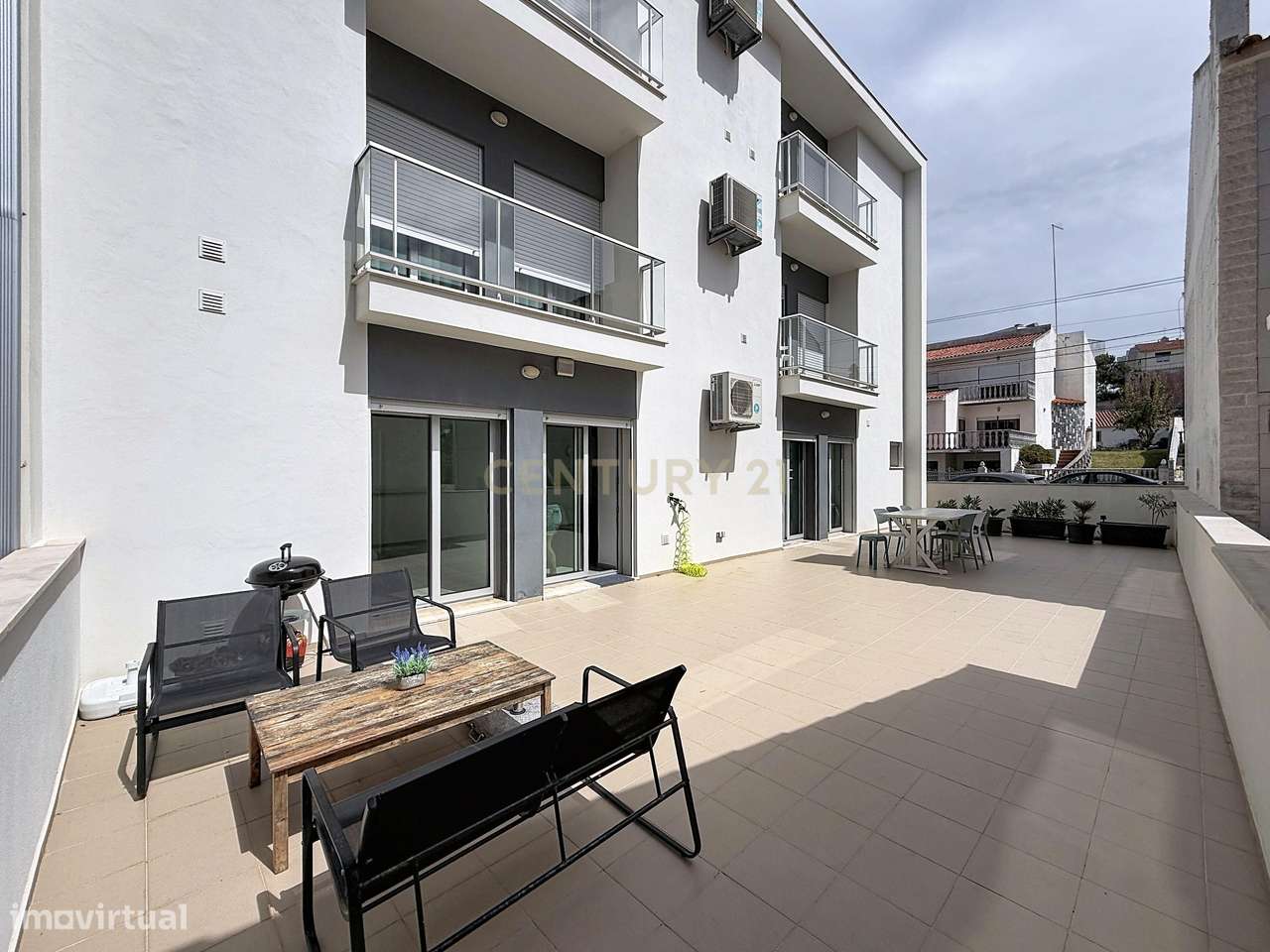 Apartamento T2 em Nazaré, Leiria - Oportunidade Única!-49