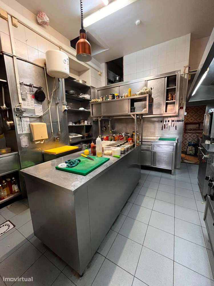 Restaurante totalmente equipado para Trespasse no Areeiro-25