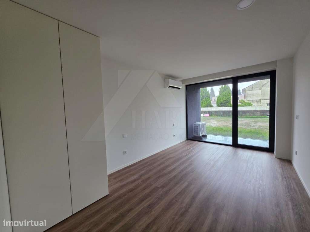 Apartamento T1 Novo em empreendimento de luxo-8