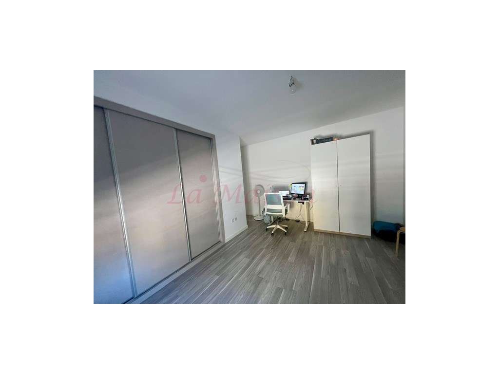 Mágnifco apartamento T2 na Moita-14