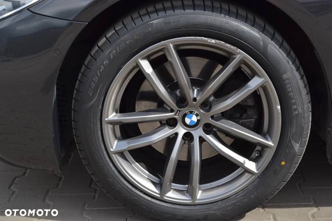 BMW Seria 5 520d xDrive M Sport sport - 4