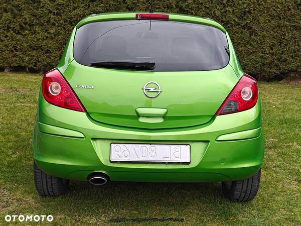 Opel Corsa 1.4 16V 150 Jahre - 6