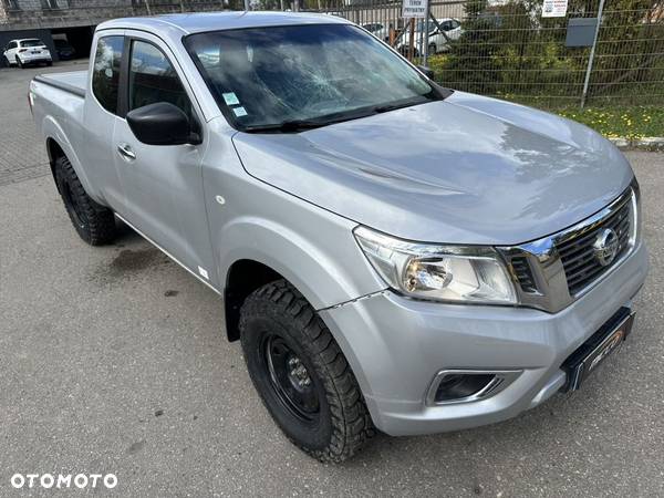 Nissan Navara - 2