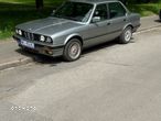 BMW Seria 3 323i - 21