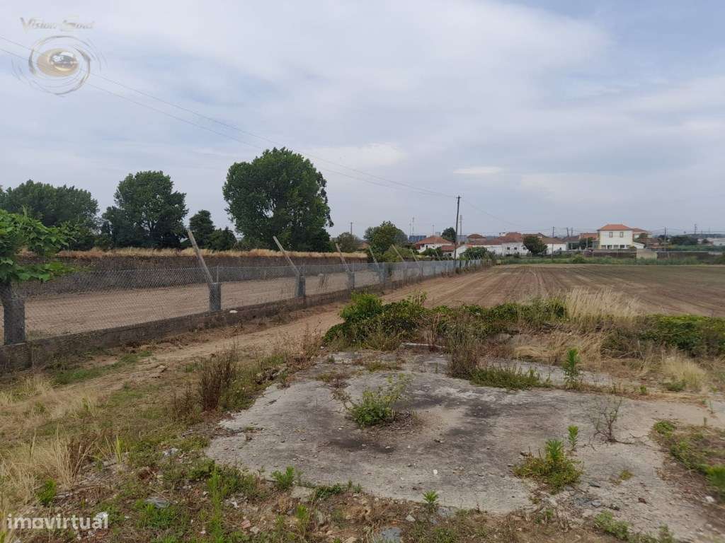 Terreno com moradia. - Grande imagem: 4/6