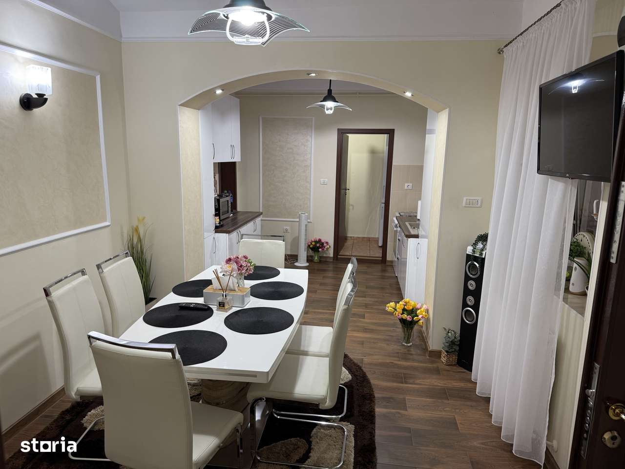 Ap cu 2 camere, 72mp, complet renovat, demisol inalt, zona Bălcescu!-9