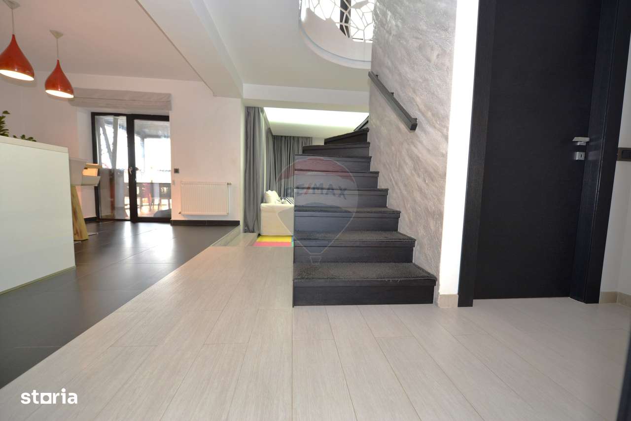 Casa Vila cu 4 camere de vanzare in  Cernica langa padure - Imagine principală: 4/20