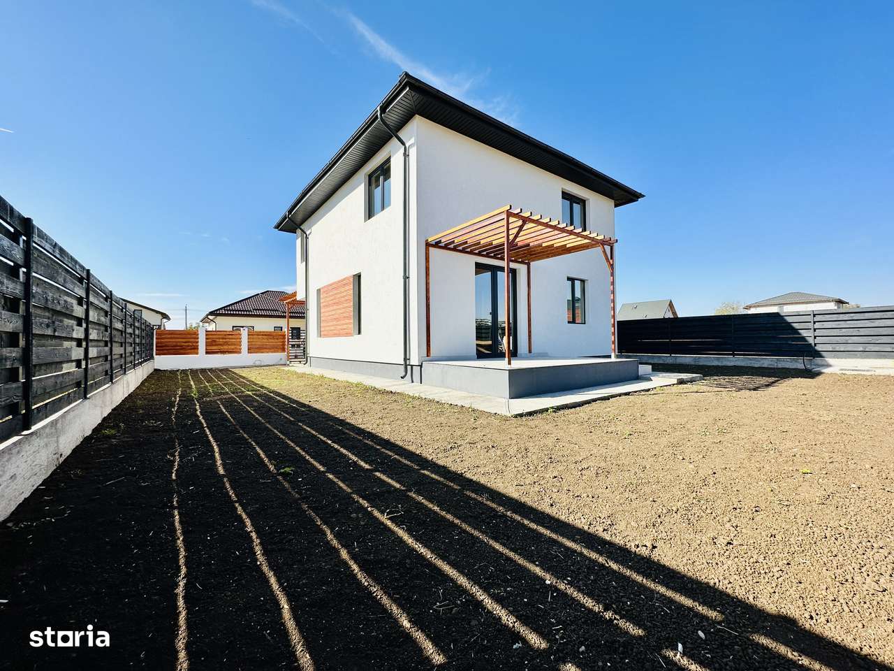 Casă modernă de vânzare- 4 camere  în Comuna Berceni – teren 350 mp - Imagine principală: 5/17