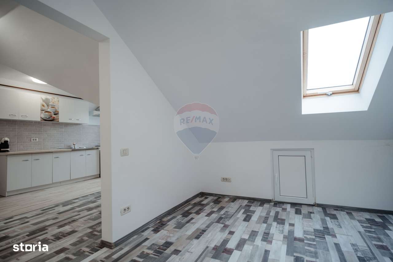Apartament cu 3 camere de vânzare în zona Burdujeni-10