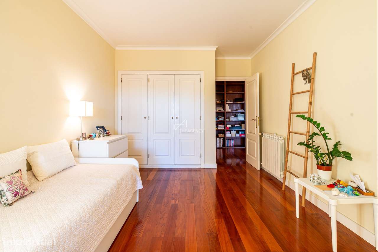 Apartamento de Luxo T3 à Venda no Estoril com Vista Mar-29