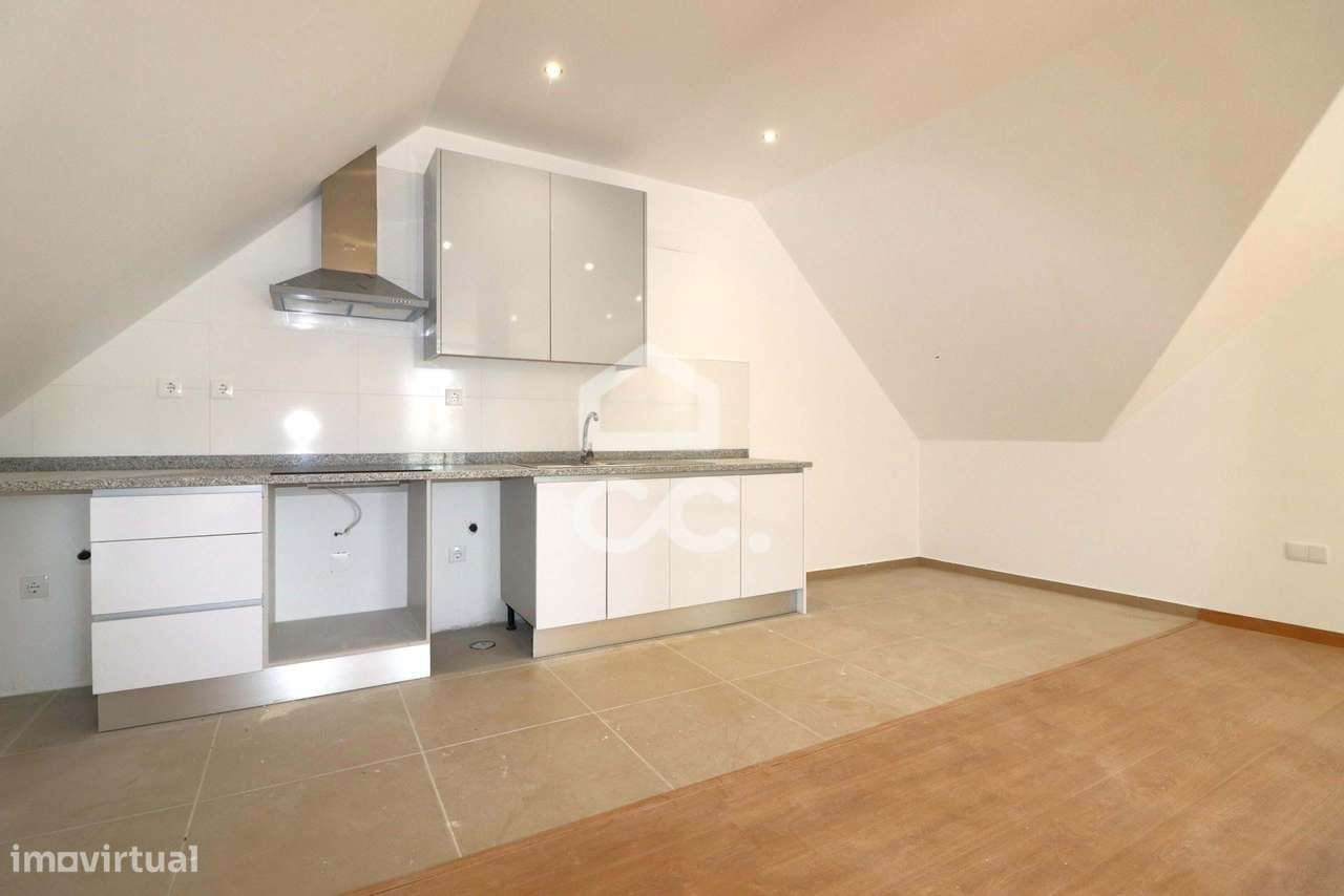 Apartamento T0 novo para arrendamento, no centro da Vila do Avelar. - Grande imagem: 3/15