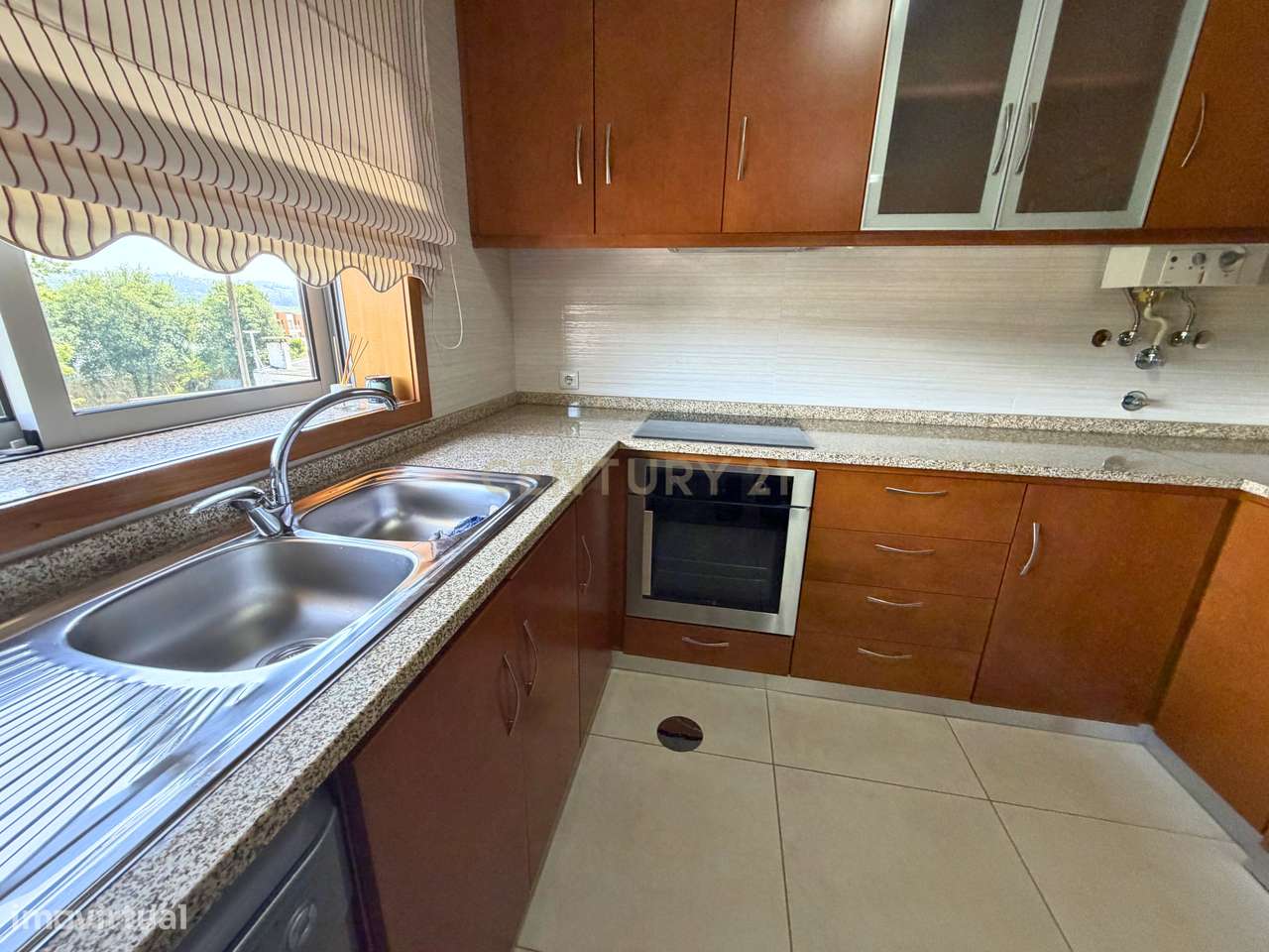 Moradia Geminada em Lodares, Lousada-15