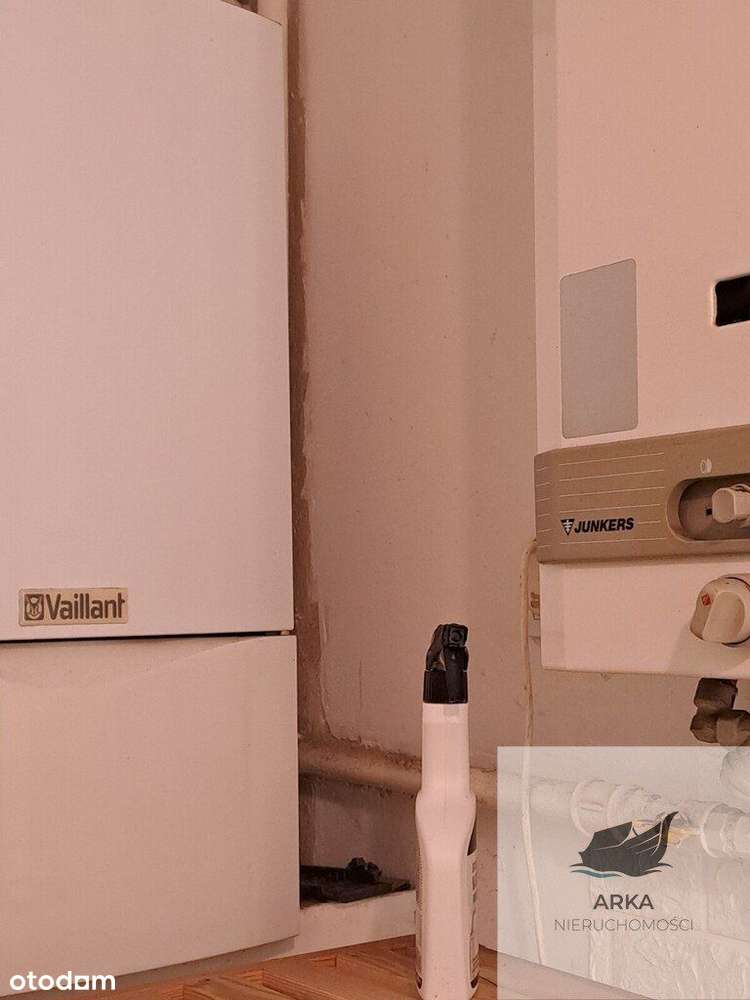 trzy duże pokoje w klimatycznej kamienicy-8