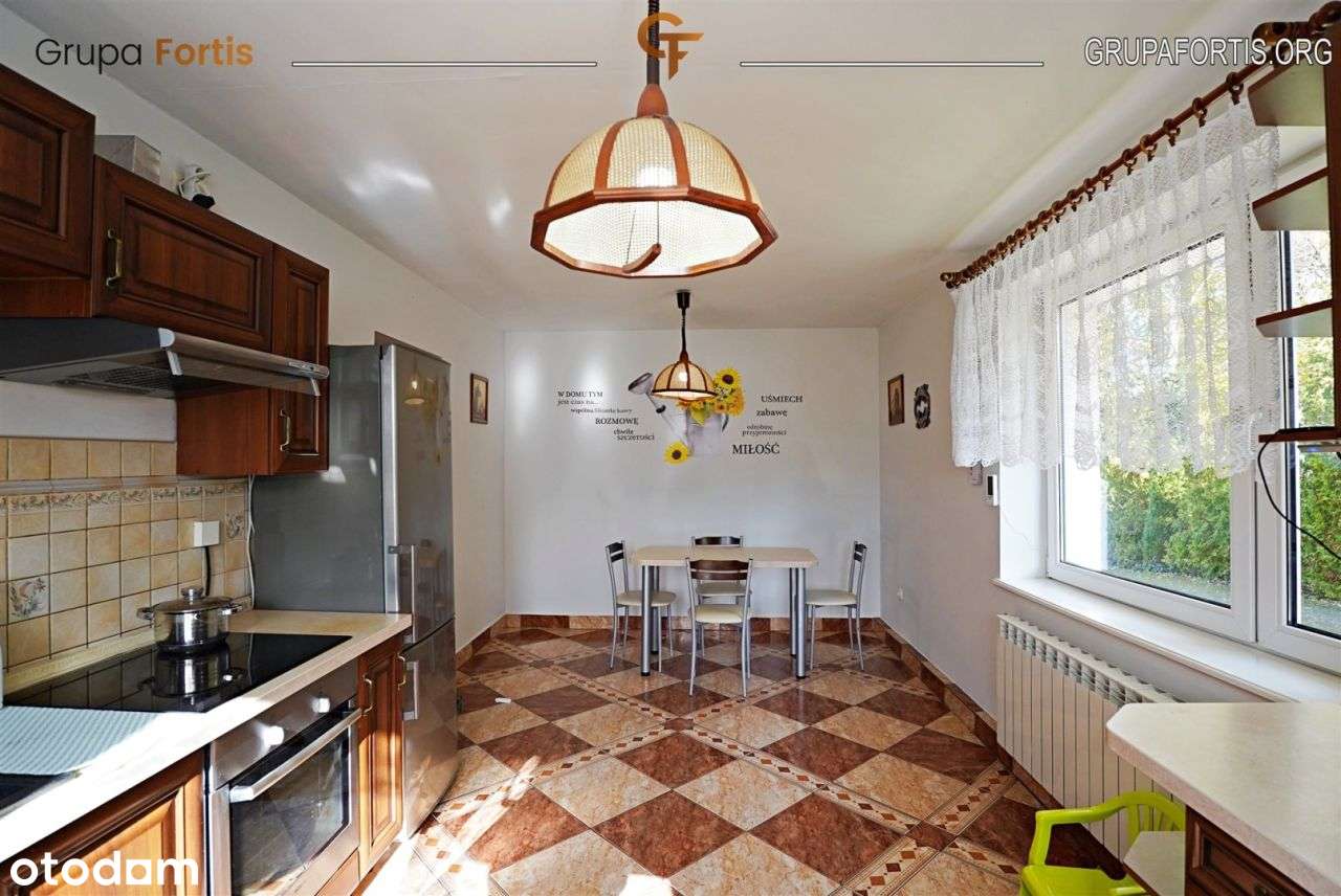 Oszczędny dom 195 m² z działką 56 arów – Pamięcice-8
