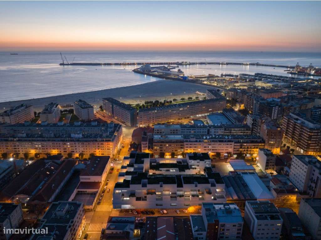 T4 - Brito Capelo / Matosinhos - Grande imagem: 4/15