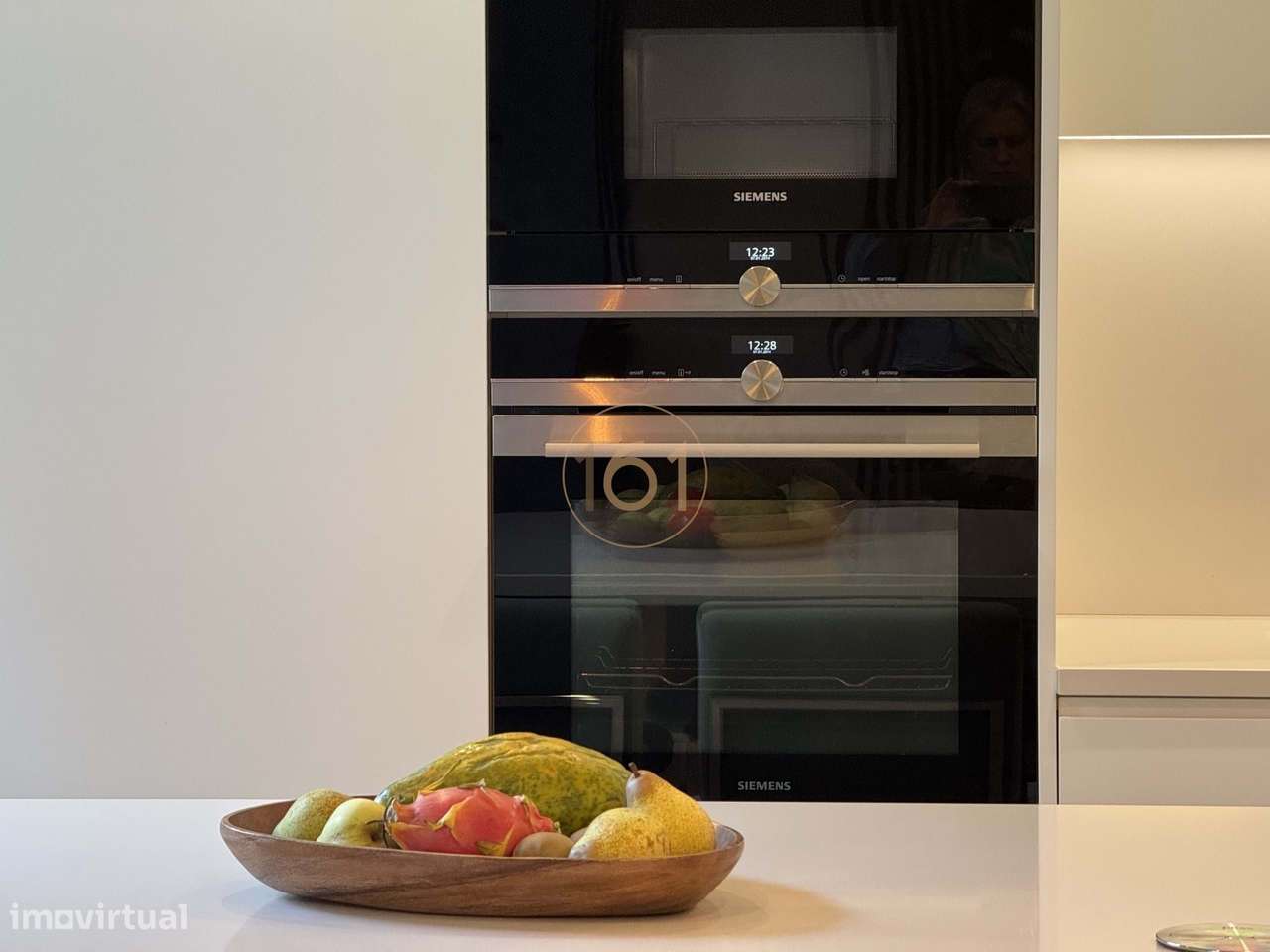 Moradia T3 para venda com logradouro em Lordelo do Ouro-7