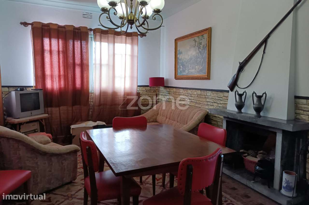 Moradia T5 c/ Piscina Privada e Amplo Espaço Exterior – Arganil - Grande imagem: 3/23