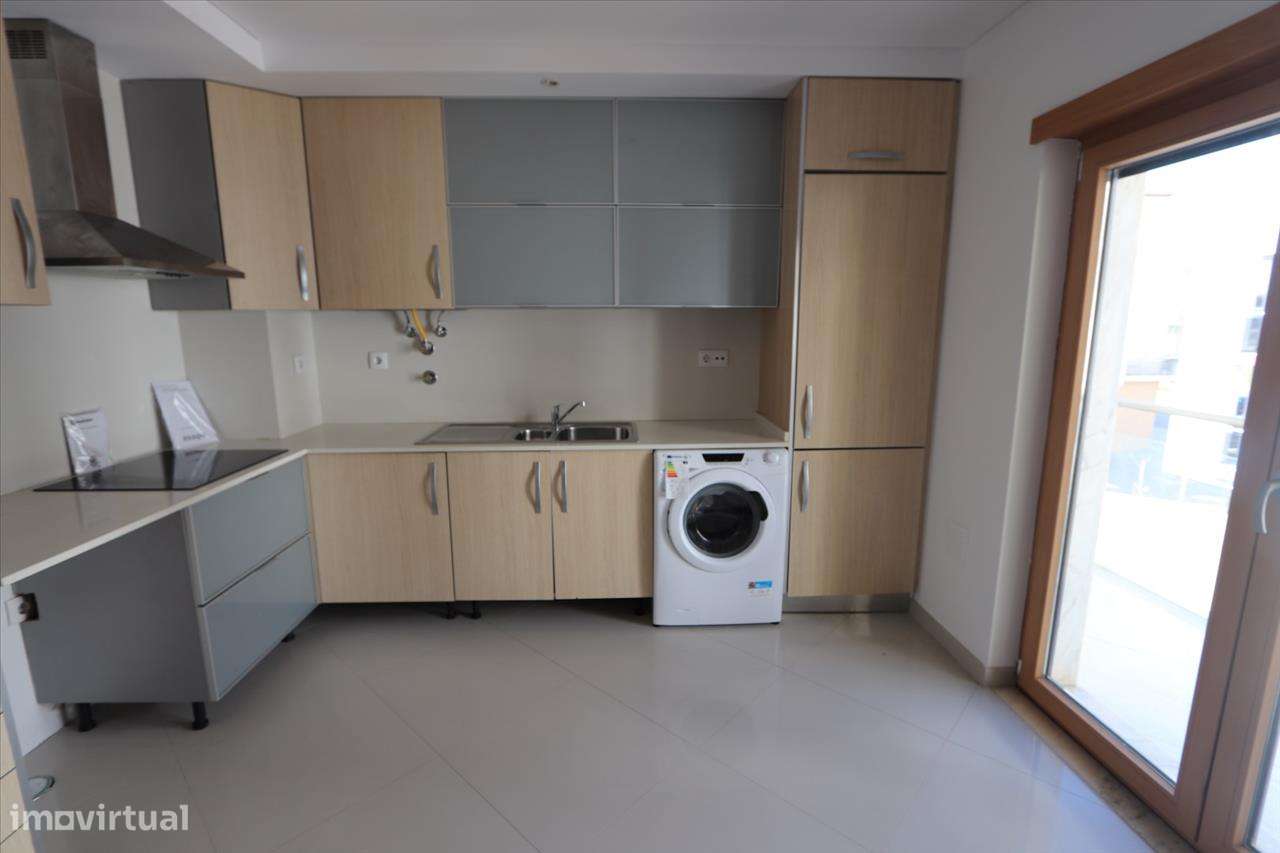 Anúncio Century 21 Portugal - Grande imagem: 5/16