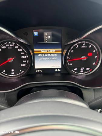 Mercedes-Benz GLC 300 4Matic 9G-TRONIC Exclusive - 18