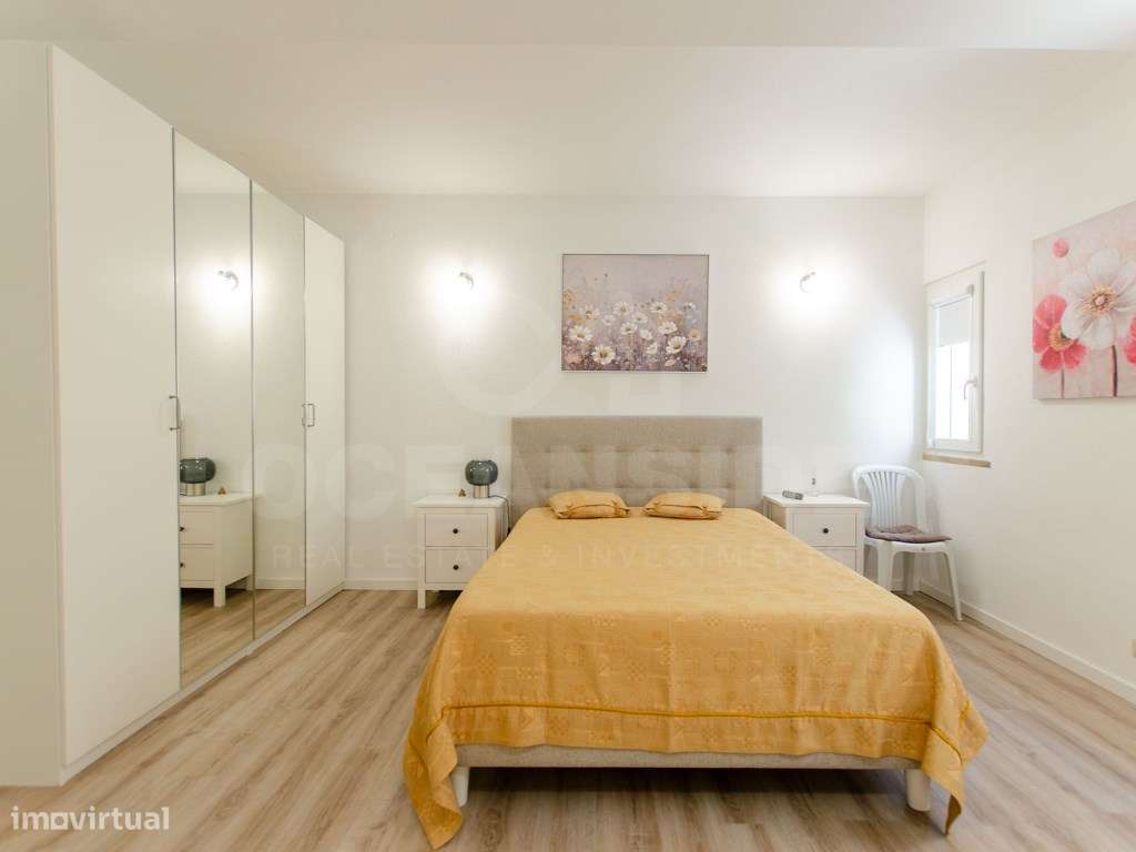 Moradia T6+1 renovada em Benavente-23
