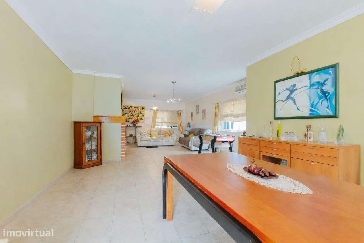 Moradia Isolada T4 Sarilhos Grande, Montijo - Grande imagem: 2/54