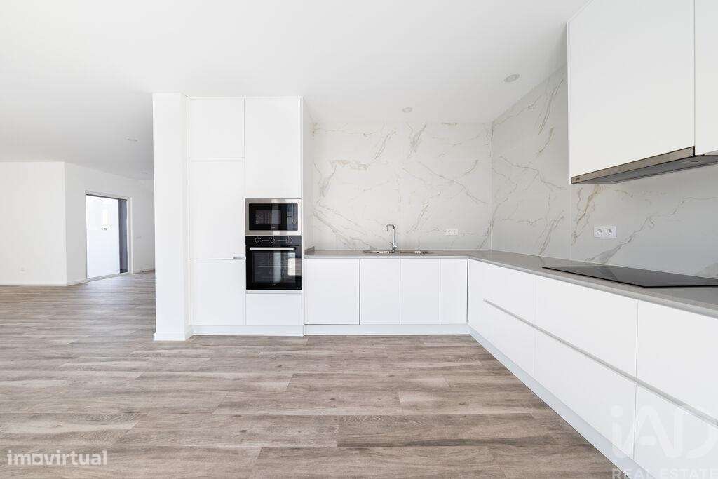 Casa / Villa T3 em Atouguia da Baleia de 130,00 m2 - Grande imagem: 4/30