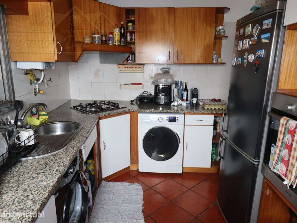 Apartamento T2 com terraço-19