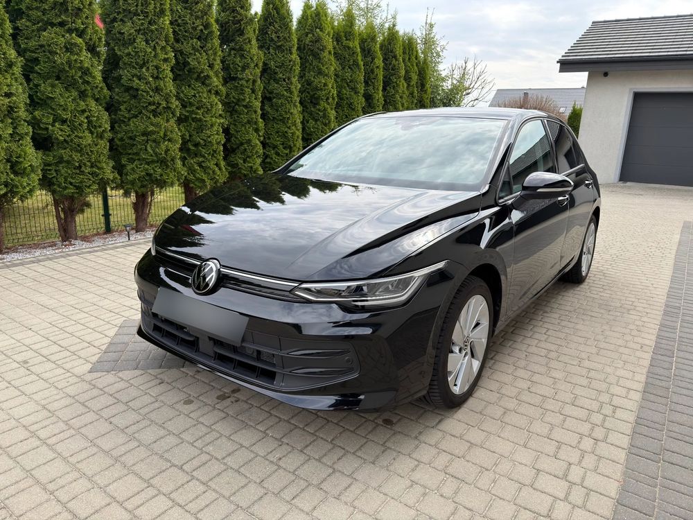 Volkswagen Golf VIII 1.5 eTSI mHEV Life DSG 2025