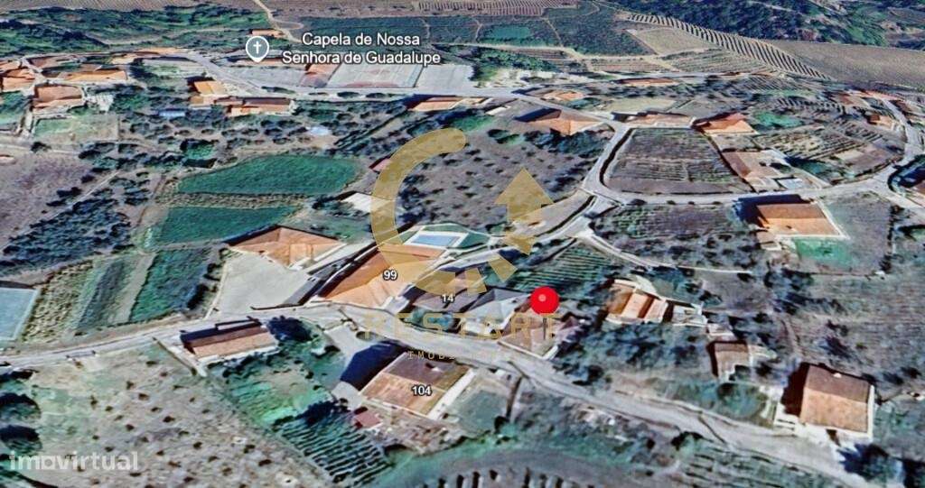 Moradia para recuperar em Sedielos - Peso da Régua-21