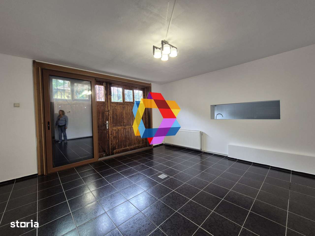 Casa 270mp zona centrala - Imagine principală: 2/16