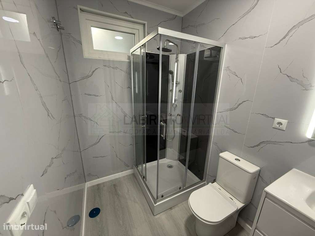 Vende-se T2 totalmente remodelado em Oeiras, a poucos minutos das P...-8