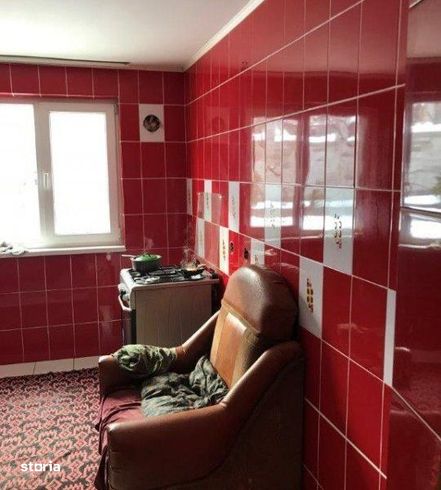 Casă / Vilă cu 1 camere de vânzare, Racaciuni-8