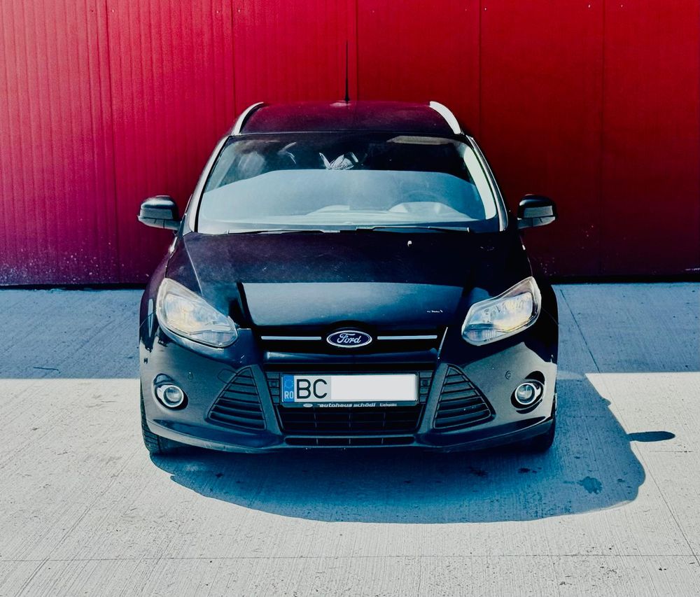 Ford Focus MK3 [2010 - 2018] 1.6 EcoBoost Start-Stopp-System SYNC Edition 2012