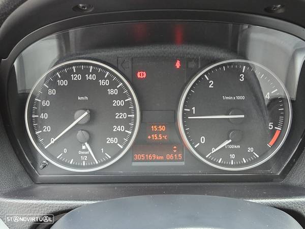 BMW 320 d DPF Touring Edition Exclusive - 23