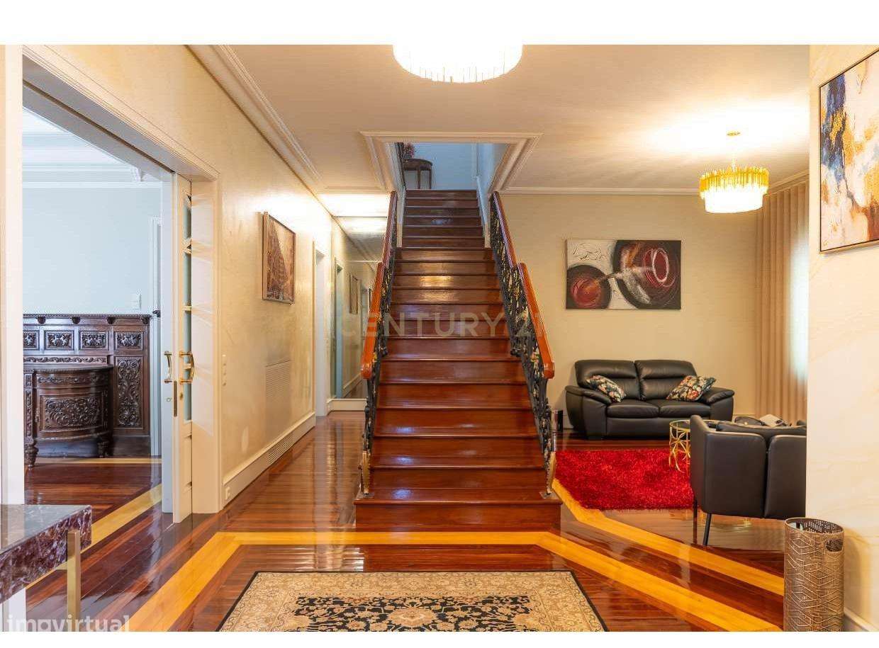 Moradia de Luxo no Coração do Porto – Totalmente Renovada - Grande imagem: 4/38