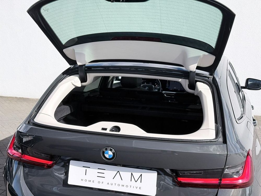 BMW Seria-3 320D Sport Line Shadow 2023 — zdjęcie 5